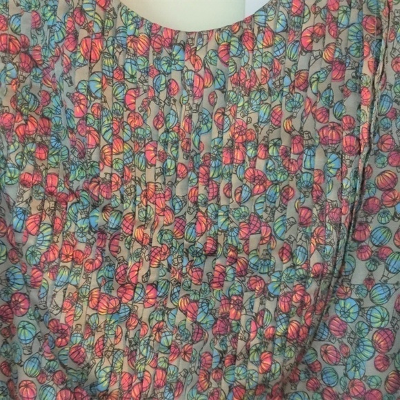 Maria Bonita Silk Unique Short Sleeve Open Back Oversized Top - Picture 2 of 8